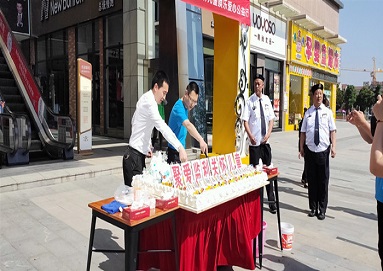 走進(jìn)特殊教育學(xué)校，為孩子們打造快樂時(shí)光 　